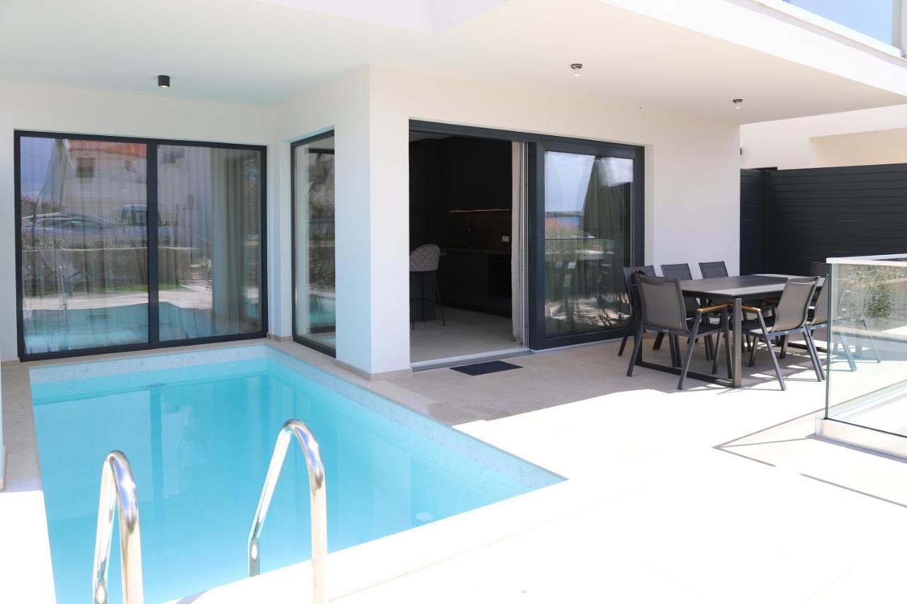 Brand New Apartment With Private Pool 奈维斯 外观 照片