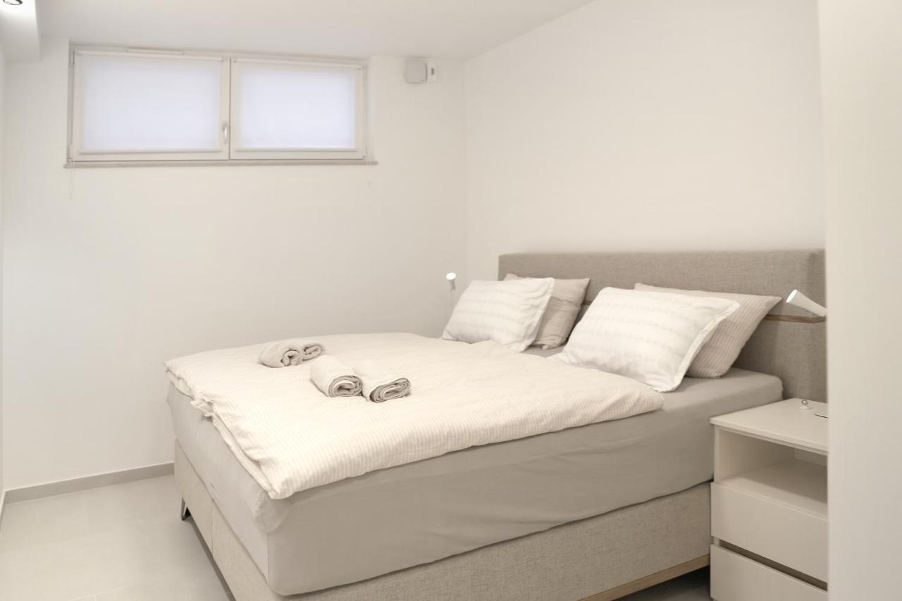 Brand New Apartment With Private Pool 奈维斯 外观 照片